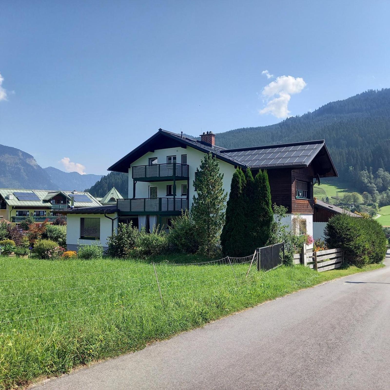 Gaestehaus Sieglinde Gosau Exterior photo